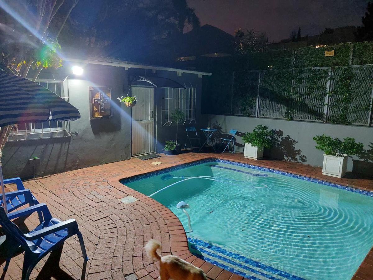 Tamarisk Bed & Breakfast Durban Exterior photo